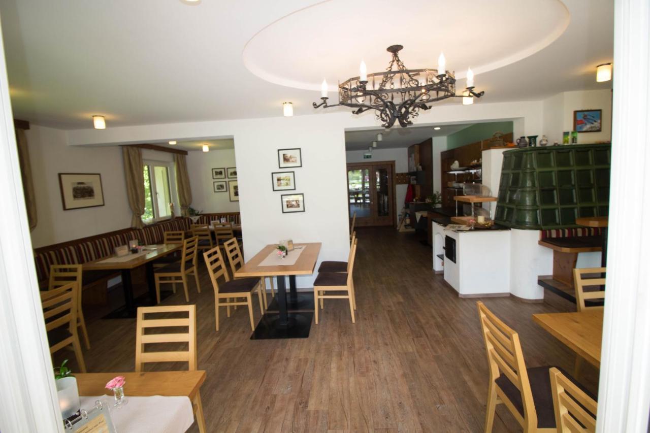 Ferienhof Alte Post, Apartments Weissbriach Bagian luar foto